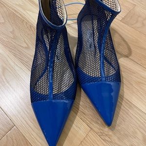 Brand new jimmy choo fish net patent leather flat ankle booties with zip back